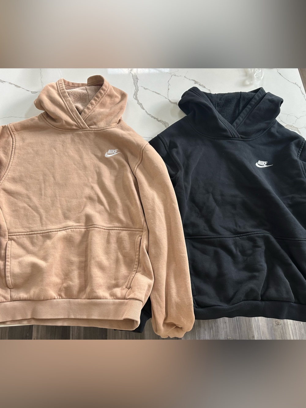 Nike Boys Size XL Hooded Sweatshirts in Tan and Black